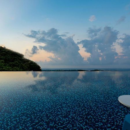 Glamday Style Okinawa Yomitan Hotel & Resort Esterno foto